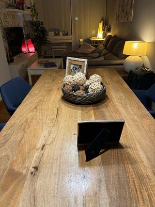 Mesa comedor madera maciza - 4 sillas