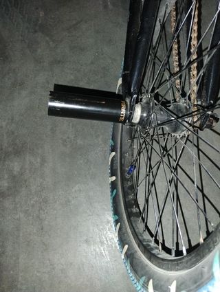 BMX 18,5" negra