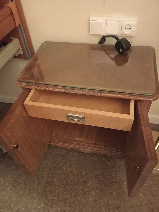 Mesita noche madera - restaurar