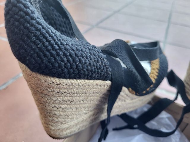 Nuovissimi sandali con zeppa Corina taglia 36