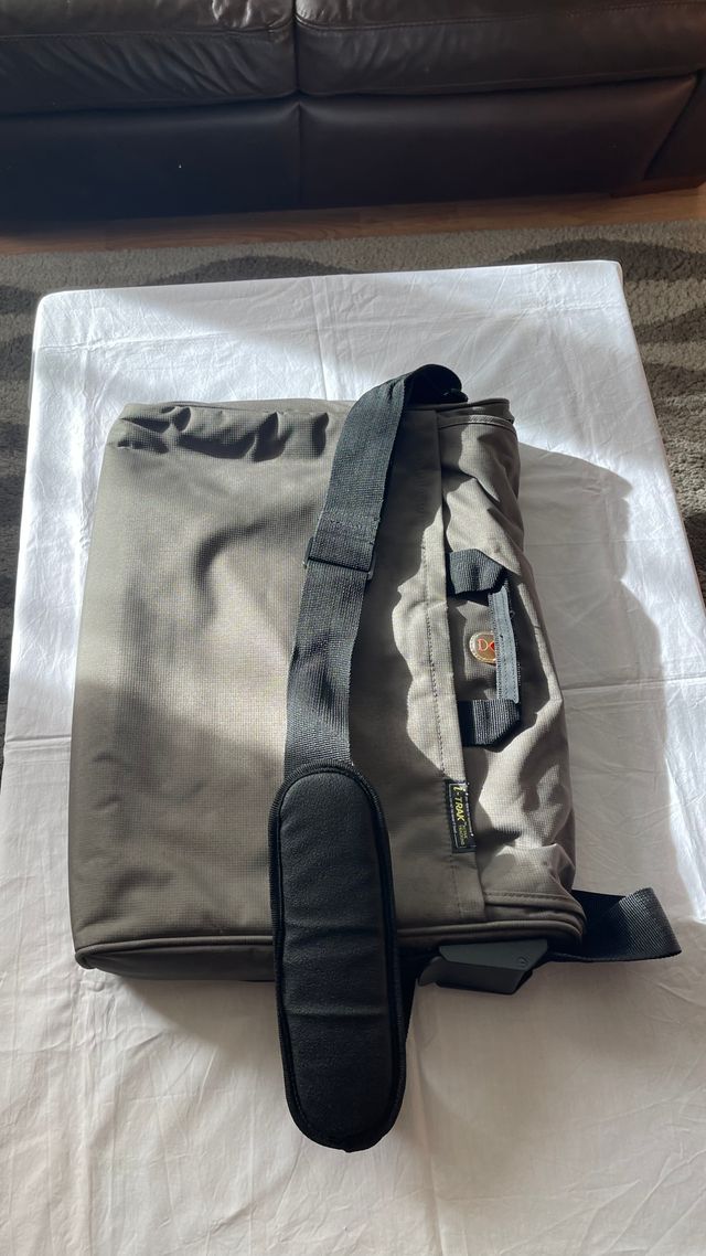 Bandolera portatil 17" Techair.