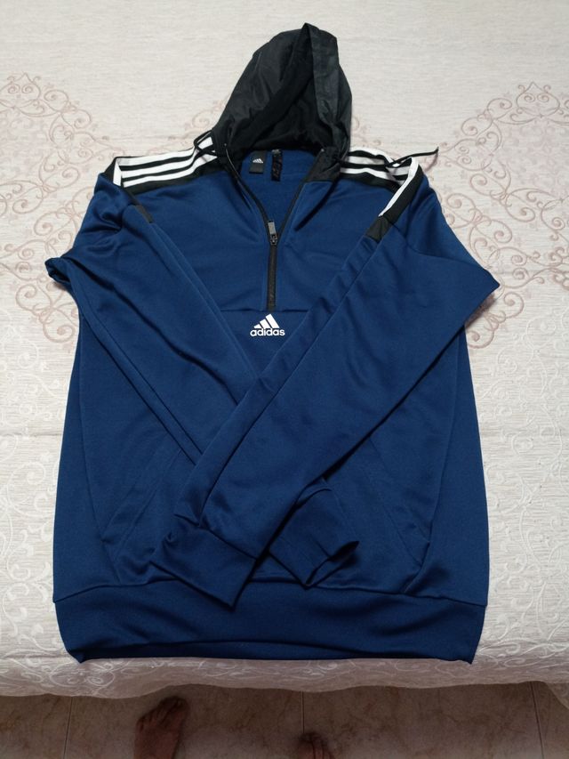 Sudadera Adidas Hombre Azu,está en muy buen estado