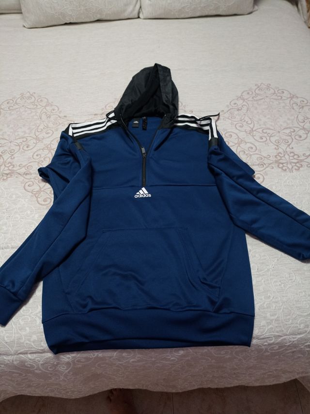 Sudadera Adidas Hombre Azu,está en muy buen estado
