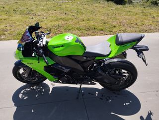 Kawasaki Ninja ZX10R 2008