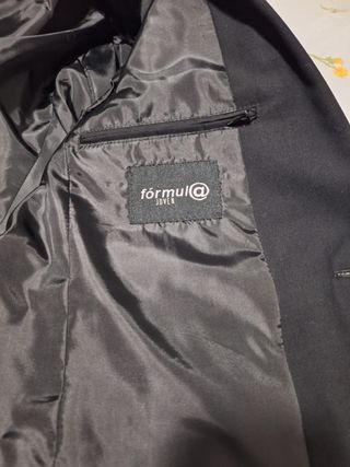 Traje Negro Fórmul@ Joven