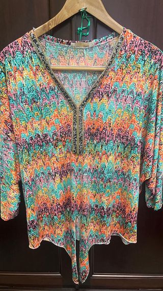 Túnica multicolor estampada
