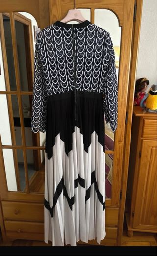 Vestido fiesta blanco y negro y azul