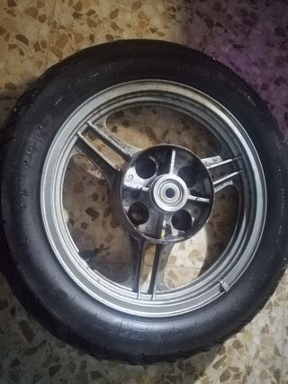 Rueda  trasera 16  Kawasaki GPZ 500