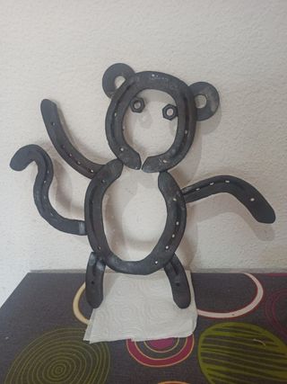 Appendino rustico a ferri di cavallo per cavalli