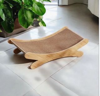 Tiragraffi in legno e corda misura 50 cm x 33 cm
