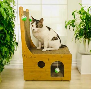 Tiragraffi cuccia in legno e cartone Tiragraffi