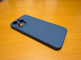 Custodia silicone iPhone 15 Pro Max