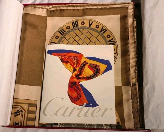 Foulard di seta Cartier originale confezionato 