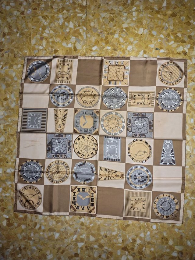 Foulard di seta Cartier originale confezionato 