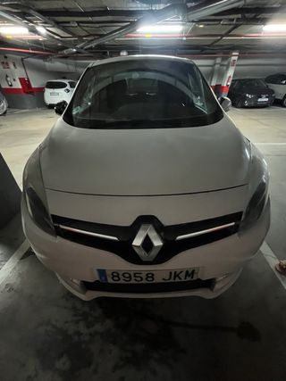 Renault Scenic 2015