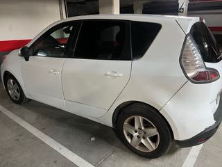 Renault Scenic 2015