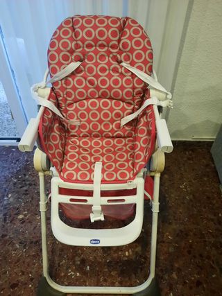 Trona Chicco roja con bandeja