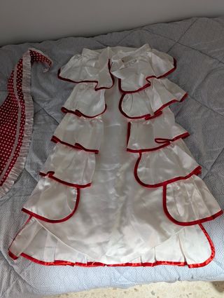 Traje chulapa madrileña: Falda y pañuelo