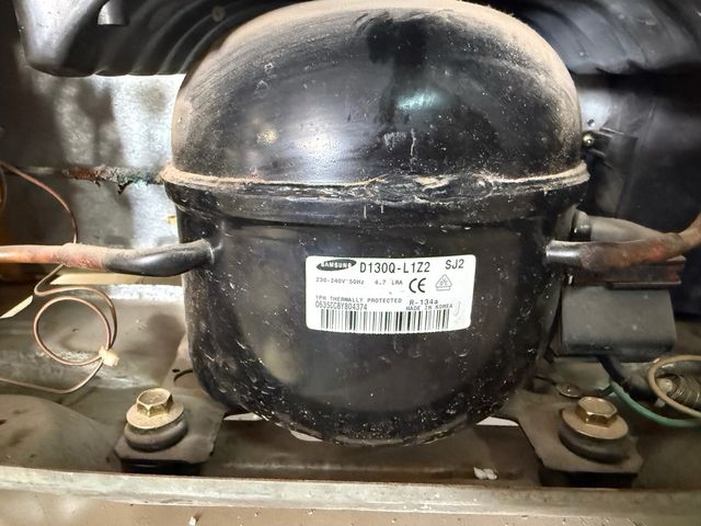 Botellero Samsung - 33 unidades para vino