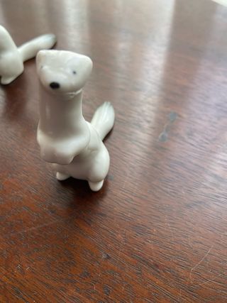 Conjuntos estatuetas doninhas porcelana Arabis