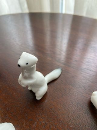 Conjuntos estatuetas doninhas porcelana Arabis