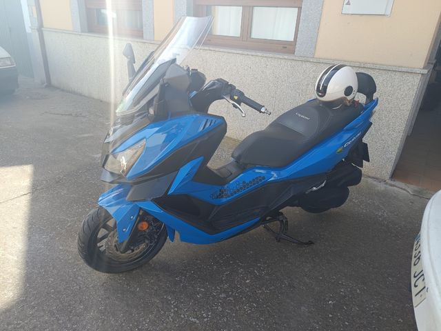 Sym Cruisym 300 - Scooter Azul