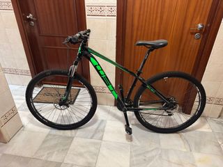 Bicicleta MTB WST Shimano