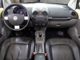 VOLKSWAGEN Beetle BEETLE 1.9 TDI Cabrio