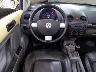 VOLKSWAGEN Beetle BEETLE 1.9 TDI Cabrio
