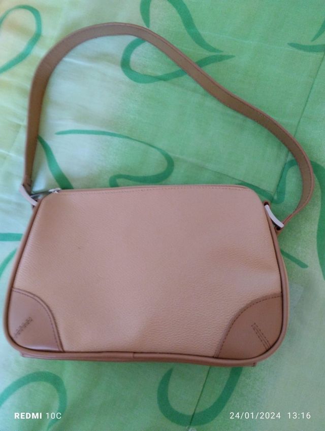 Borsetta ascellare Carpisa beige