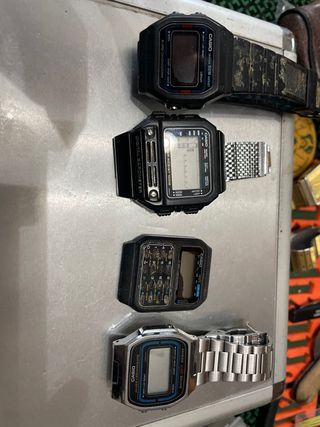 4 relojes Casio vintage