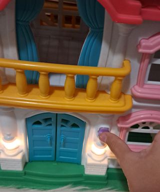 Casita infantil luces sonido