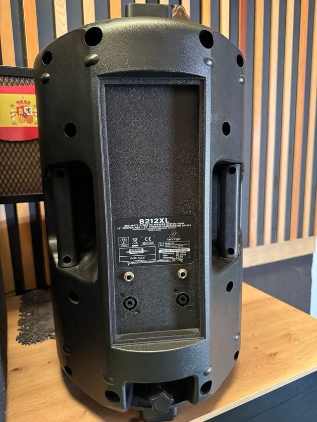 Equipo sonido Completo Behringer & MCGREY