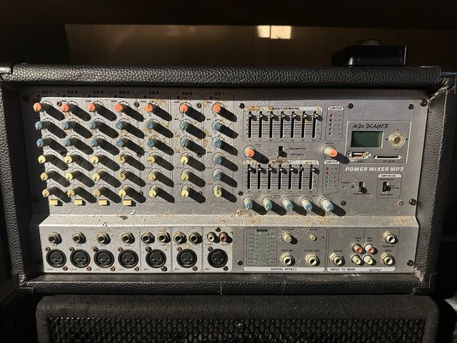 Equipo sonido Completo Behringer & MCGREY