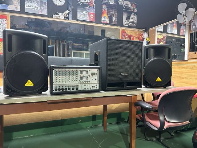 Equipo sonido Completo Behringer & MCGREY