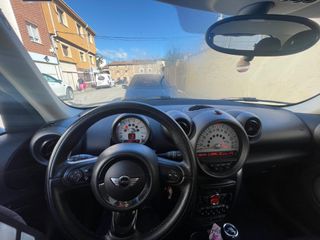 MINI Countryman 2012