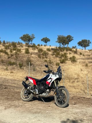 Yamaha Tenere 700 - Escape Akrapovic - 3.700 kms