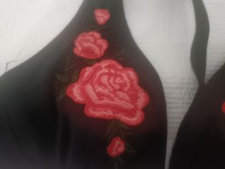 Bikini negro bordado - rojo