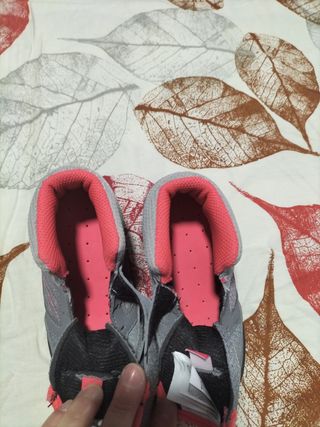 BOTAS SENDERISMO NIÑA Nº 26