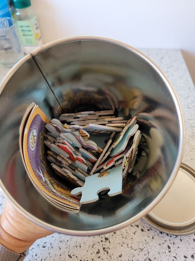 Puzzle MUJERES D LA HISTORIA FRIDA KALHO