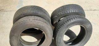 2 Ruedas 165/70 R13 usadas