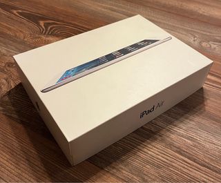 IMPECABLE iPad Air 16Gb Wifi + Celular plata