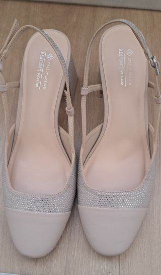 Zapatos tacón color crema