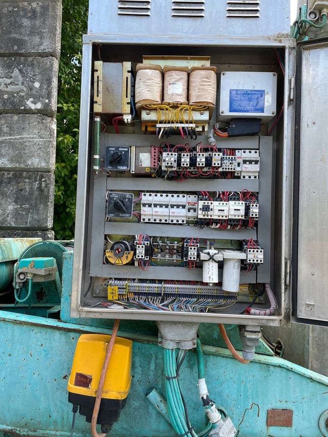 Grúa automontante cattaneo 16x16 usada - ocasión