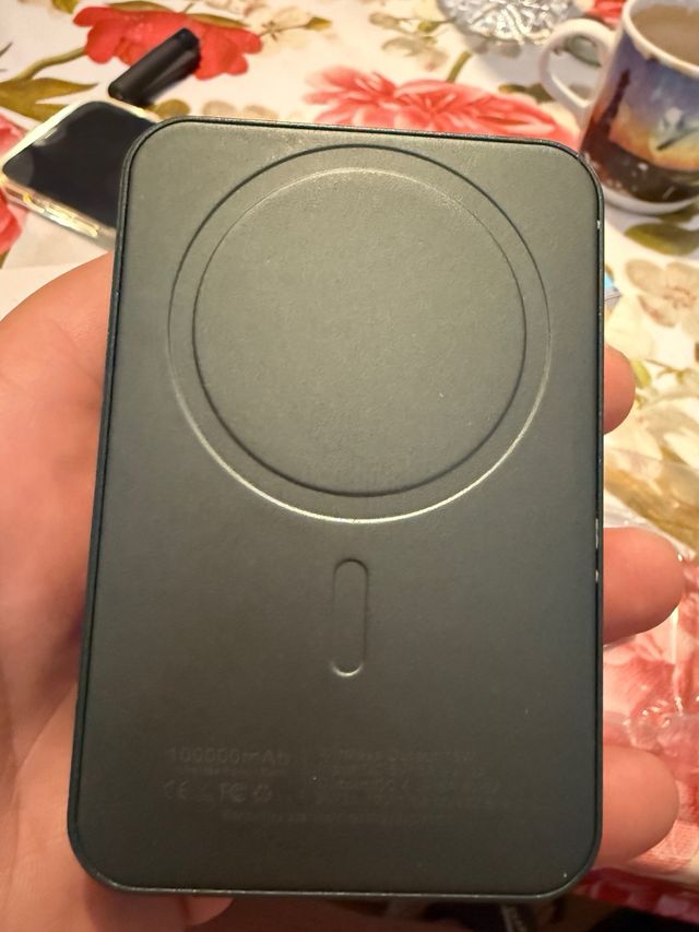 Power Bank da 22,5 W - Ricarica wireless