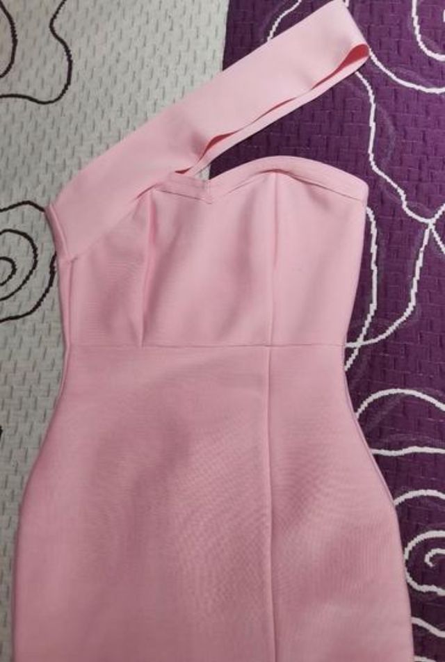 Vestido de vendaje de un hombro