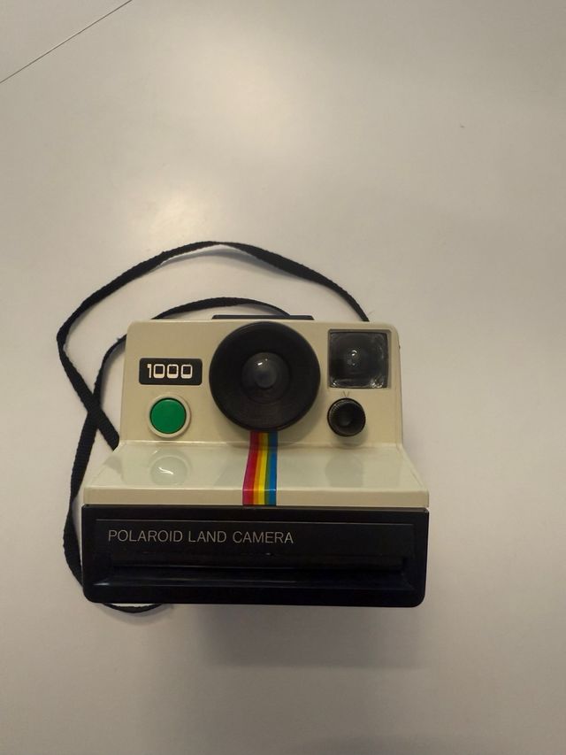 Polaroid 1000 - Cámara Vintage