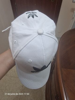Gorra Adidas blanca