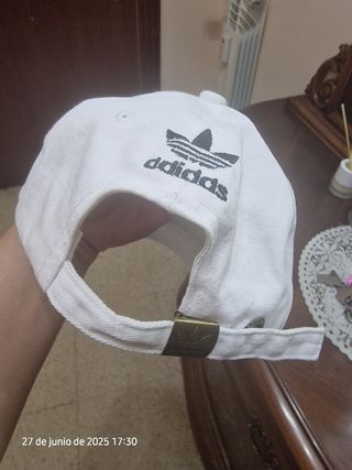Gorra Adidas blanca