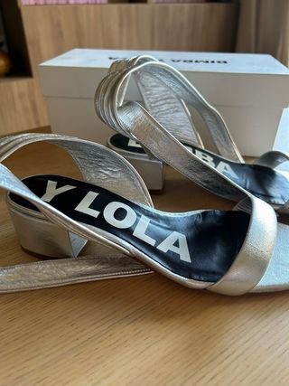 Sandalias Bimba y Lola Plata 37